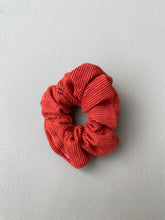 Lade das Bild in den Galerie-Viewer, Scrunchies