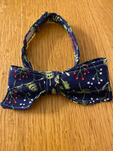 Lade das Bild in den Galerie-Viewer, Schleife