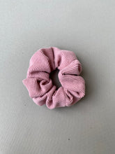 Lade das Bild in den Galerie-Viewer, Scrunchies