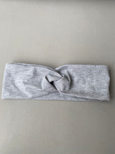 Lade das Bild in den Galerie-Viewer, Stirnband mit Knoten