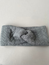 Lade das Bild in den Galerie-Viewer, Stirnband mit Knoten