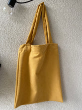 Lade das Bild in den Galerie-Viewer, Cordtasche
